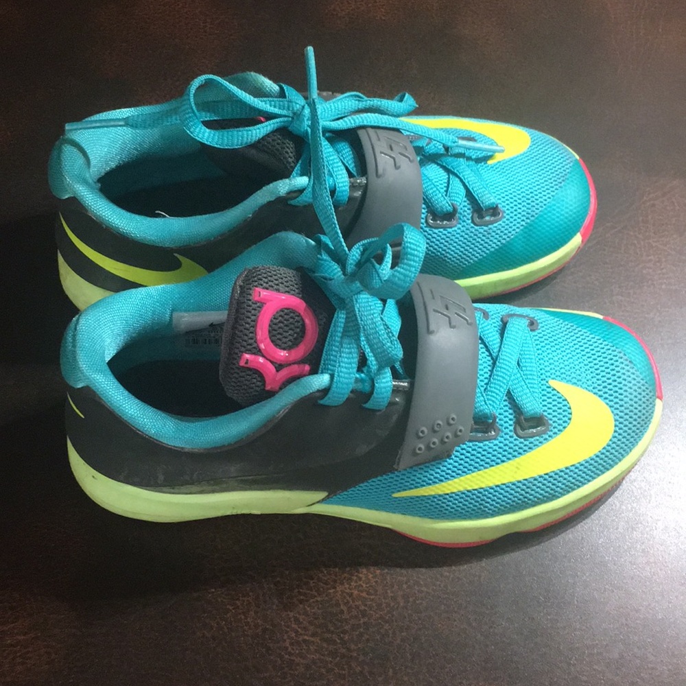 Nike KD boys 11